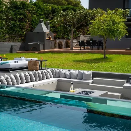 Mk Fine Living Vila