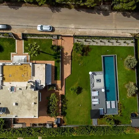 Mk Fine Living Vila